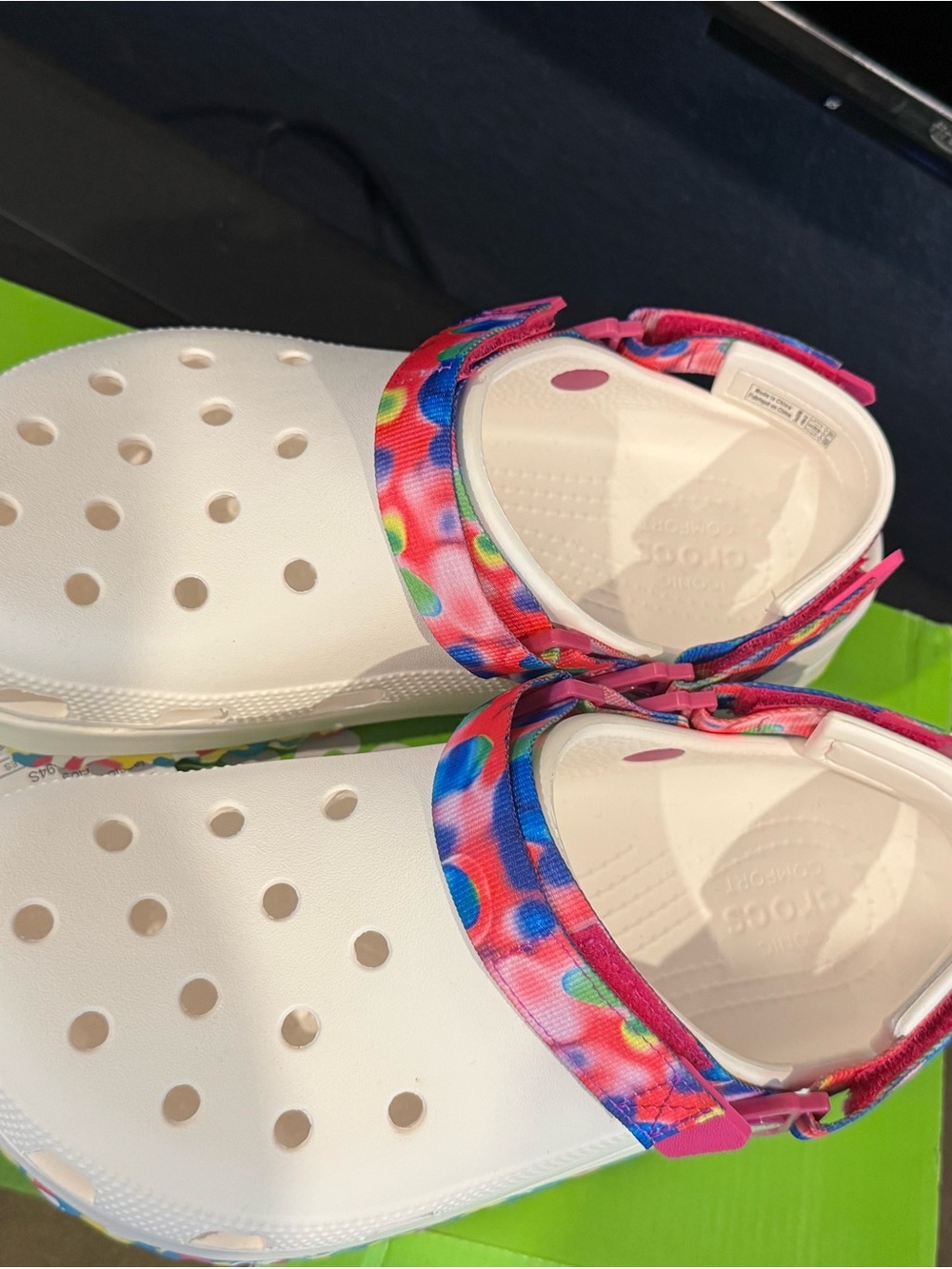 CROCS White Platform Clog Sandals with Pink Multicolor Strap - Picture 4 of 7